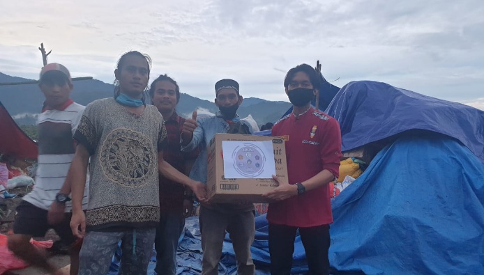 Lembaga Mahasiswa FK Unismuh Salurkan Bantuan ke Luwu Utara