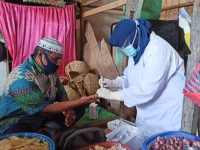 Gugus Tugas Covid-19 Selayar gelar rapid test massal pedagang pasar Bonea Benteng.