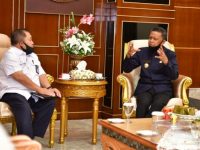 Gubernur Sulsel Nurdin Abdullah, menerima Kepala Balai Prasarana Pemukiman Wilayah Sulsel, Ahmad Asiri.