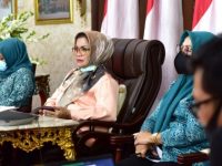 Webinar Keamanan Pangan Daging Kurban di Era Pandemi Covid-19 bersama pengurus PKK Se-Sulsel yang digelar di Rumah Jabatan Gubernur Sulsel