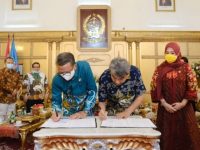 Gubernur Sulsel dan CEO ASEI Bina Holding Tandatangani MoU Investasi