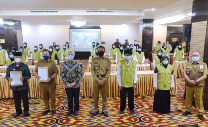 Gubernur Sulsel lepas Tenaga Pendamping Gizi dan Konselor Stunting.