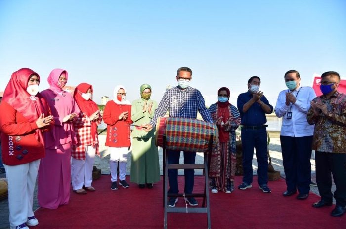 Gubernur Sulsel Resmikan Kawasan Kuliner Lego-lego.