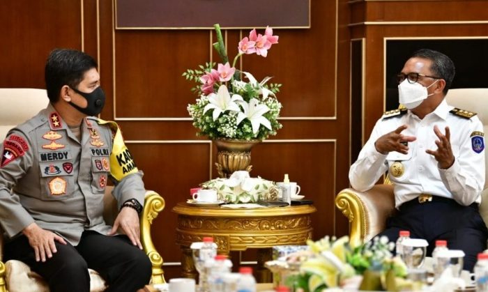 Kepala Kepolisian Daerah (Kapolda) Sulsel, Irjen Pol Merdisyam, bersilaturahmi ke Gubernur Sulsel, Prof HM Nurdin Abdullah
