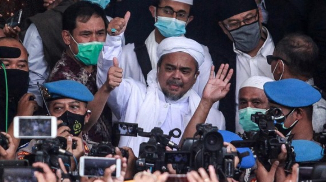 Habib Rizieq Shihab di Polda Metro Jaya. (Foto: Detik.com)
