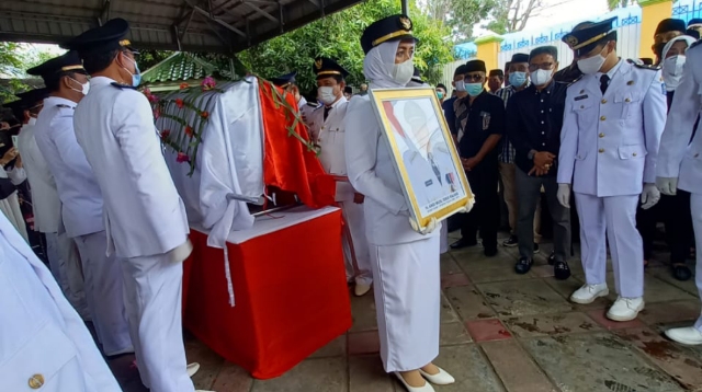 Mantan Bupati Bone, Andi Idris Galigo meninggal dunia pada Kamis (17/12/2020)