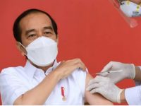 Besok, Presiden Jokowi Akan Menerima Vaksin Covid-19 Dosis Kedua