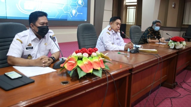 Sekretaris Daerah Abdul Hayat Gani Pimpin Rapat Tim Terpadu P4GN.