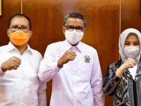 Nurdin Abdullah bersama Danny Pomanto dan Fatmawati Rusdi Masse.