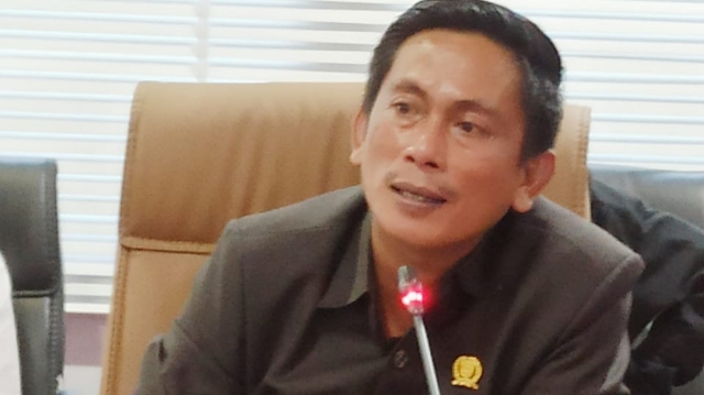 Anggota Komisi II DPRD kota Bontang, Bakhtiar Wakkang.