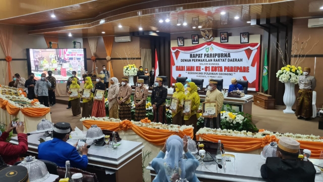 Rapat Paripurna DPRD Kota Parepare, Sabtu 13, Maret 2021.