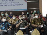 Bupati Bantaeng, DR Ilham Azikin memaparkan capaian Sanitasi Total Berbasis Masyarakat (STBM) dalam setahun terakhir.