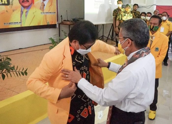 Wakil Bupati Lutra Resmi Gabung Golkar