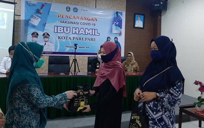 Kegiatan Vaksinasi bagi Ibu Hamil di Parepare