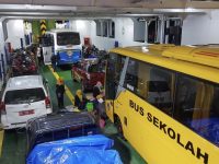 Bupati Selayar Bersama Ketua TP PKK Kunjungan Kerja ke Pasimasunggu Timur