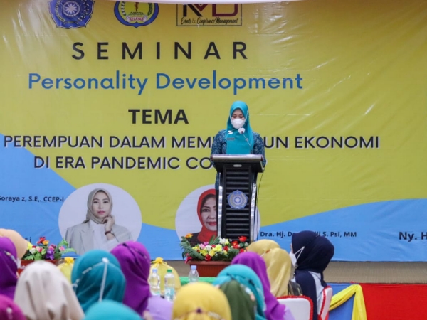Wujudkan Perempuan-Perempuan Berkualitas, TP PKK Kepulauan Selayar Gelar Seminar Personality Development