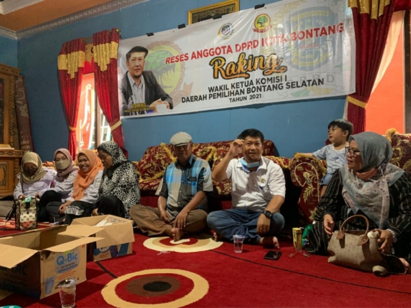 Reses dan Salurkan Sembako, Raking: Bentuk Kepedulian Partai Berkarya