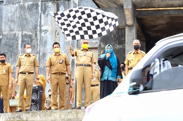 Wali Kota Parepare Pawe Lepas Pasar Murah, Ringankan Beban Warga Jelang Nataru