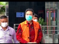 Eks Wakil Ketua DPR Azis Syamsuddin Dituntut 4 Tahun Penjara