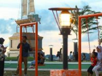 Taufan Pawe Imbau Warga Jaga Kebersihan Ikon Kota Taman Mario