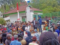 Tak Ditemui Bupati Saat Demonstrasi, Ratusan Petani Tergusur di Enrekang Meradang