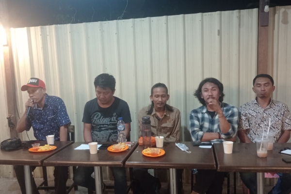 HPMM Gelar Bazar Diskusi Penggusuran Petani di Enrekang