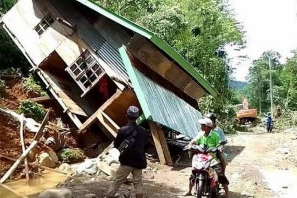Hujan Deras, 80 Rumah Terendam Banjir di Luwu