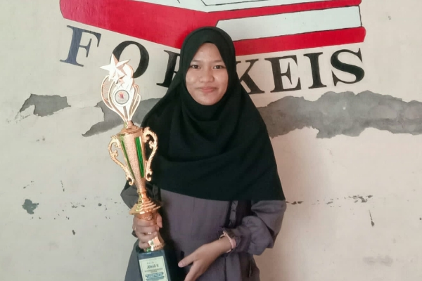 Delegasi Forkeis UIN Alauddin Juara II Kepenulisan Srikandi di Temilreg X Fossei