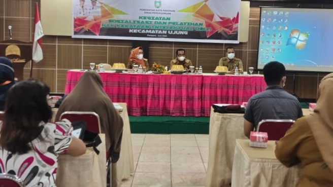 Kegiatan sosialisasi di Kenari Hotel yang di Gelar Disdag Pemkot Parepare