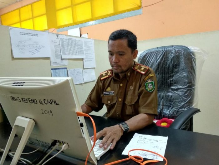 Kadisdukcapil Pemkot Parepare, Adi Hidayat