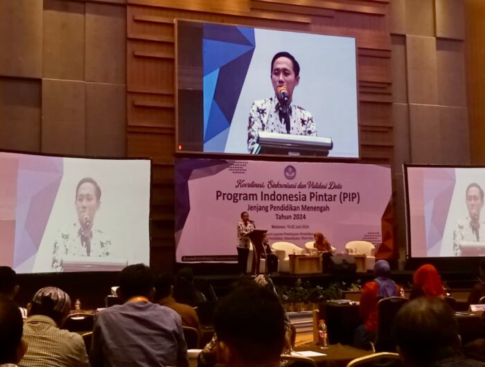 Kepala UPT PTIKP Disdik Sulsel, Riswan Sawedi