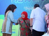 Aliyah Mustika Ilham Serahkan Bantuan untuk UMKM Disabilitas di PKU Akbar PT PNM