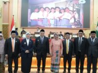 Munafri-Aliyah Hadiri Pengukuhan PAW Apiaty Amin Syam di DPRD Kota Makassar