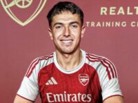 Martin Zubimendi Tiba di London, Arsenal Segera Resmikan Pembelian Perdana Musim Ini