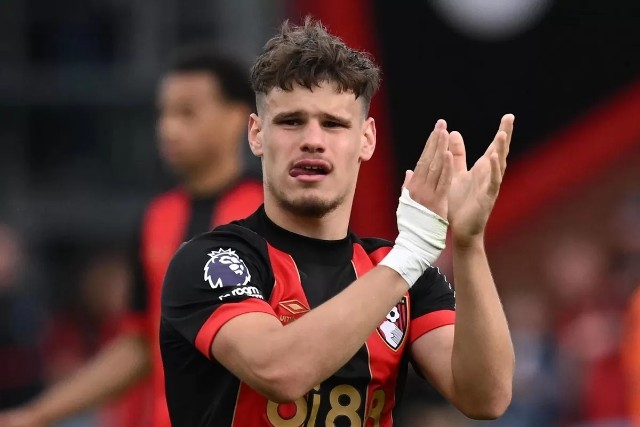 Deal! Milos Kerkez Jadi Amunisi Baru Liverpool