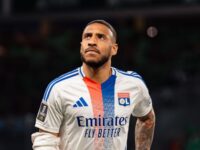 Benahi Lini Tengah, Manchester United Incar Gelandang Lyon