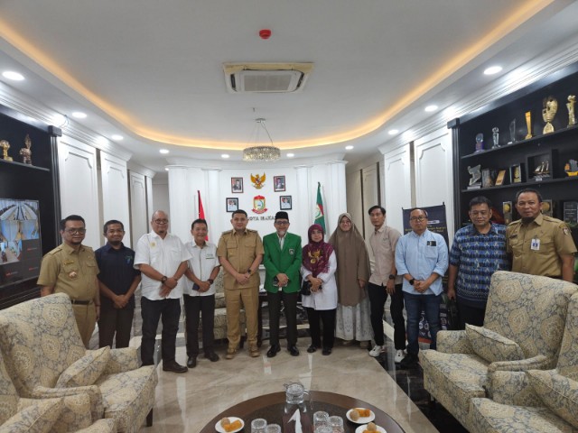 UPT Halal Centre UMI Audiensi dengan Wali Kota Munafri, Dorong Edukasi dan Sertifikasi Produk Halal