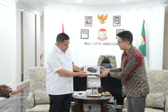 Munafri Dukung Kehadiran Transportasi Listrik di Makassar, Tekankan Pemberdayaan Sopir Lokal