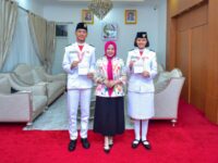 Paskibraka Nasional Asal Sulsel Terima Tabungan Pendidikan dari Wagub Fatmawati