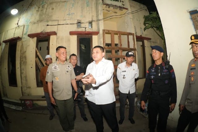 Wali Kota Makassar Pantau Posko Keamanan di Lokasi Kerusuhan Kandea