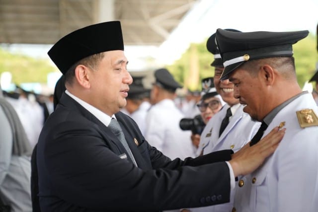 Wali Kota Makassar Lantik 263 Pejabat Eselon IV, Tekankan Peran Lurah sebagai Ujung Tombak Pelayanan