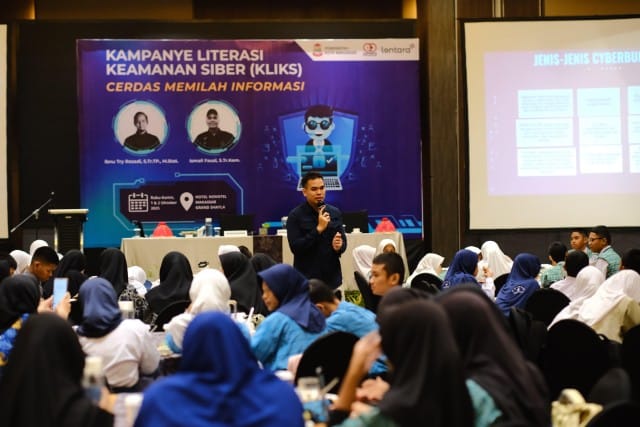 Diskominfo Makassar Gelar Kampanye Literasi Keamanan Siber untuk Pelajar SMP