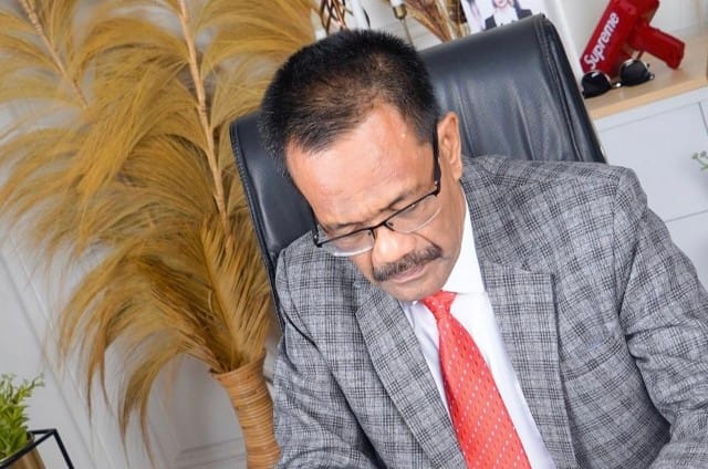 Prof. Sukardi Weda, Guru Besar Universitas Negeri Makassar