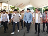 Munafri Bersama Menhaj RI Sambut Jemaah Haji Kloter 17 Debarkasi Makassar