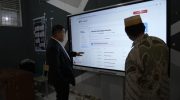 Munafri Pantau Verifikasi SPMB 2026, Pastikan Penerimaan Peserta Didik Baru Objektif dan Adil