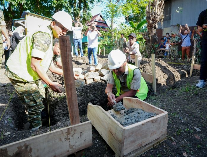Gandeng Kodam XIV Hasanuddin, Gubernur Sulsel Groundbreaking Pembangunan Rumah Layak Huni di Takalar