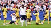 Bukayo Saka (nomor 7) dan Harry Kane (nomor 9) bereaksi saat gagal mengoversi peluang kontra Ghana di Stadion Boston pada Rabu (24/6/2026). (AFP)