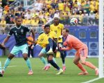 Gonzalo Plata (nomor 19) dari Ekuador mencetak gol kedua melawan Jerman di Stadion New York New Jersey pada Jumat (26/6/2026) di East Rutherford, New Jersey. (AFP)