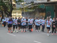 Munafri Resmi Lepas Makassar Half Marathon 2026, Anjungan Losari Berubah Jadi Lautan Manusia