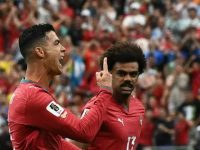 Cristiano Ronaldo melakukan selebrasi setelah mencetak gol di gawang Uzbekistan pada pertandingan yang digelar di Stadion Houston, Houston, Amerika Serikat, Selasa (23/6/2026). (AFP)